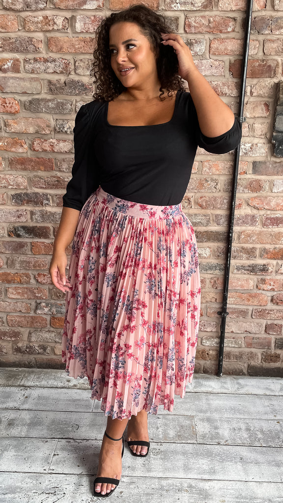 Plus size pink outlet pleated skirt