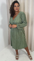 CurveWow Plisse Wrap Midi Dress Green