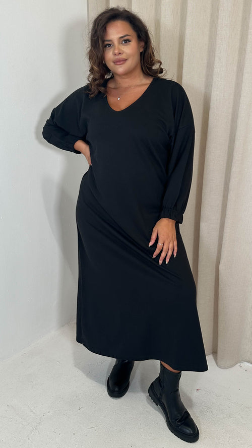 CurveWow V Neck Sweat Maxi Dress Black